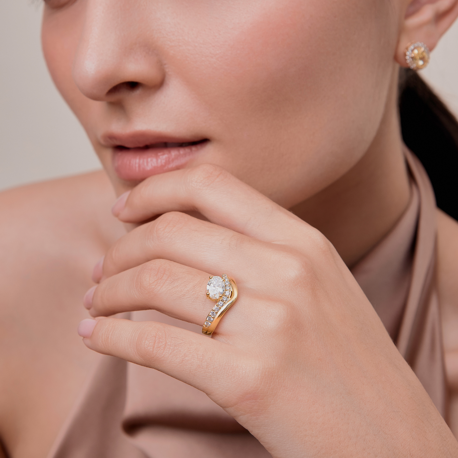 Engagement Rings Promise <br>Sealed in Brilliance